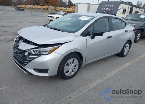 2025 Nissan Versa 1.6 S z USA, uszkodzony, nr VIN 3N1CN8DV7SL855662